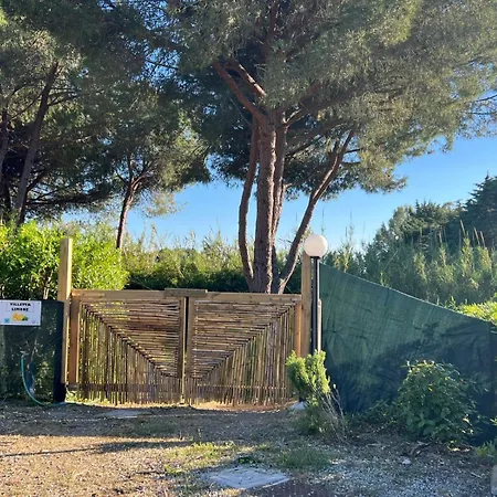Indipendenti Con Giardino Privato Per Famiglie E Cani Sterlizia 2 펜션