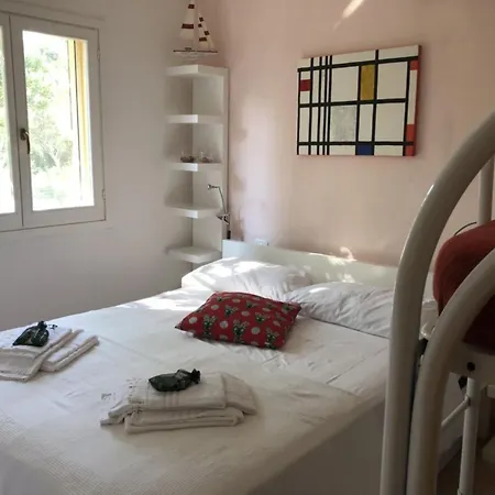 בית נופש Indipendenti Con Giardino Privato Per Famiglie E Cani Sterlizia 2 לקונה