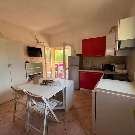 Holiday home Indipendenti Con Giardino Privato Per Famiglie E Cani Sterlizia 2 *