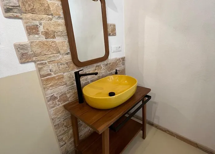 Sterlizia 2 * Lacona